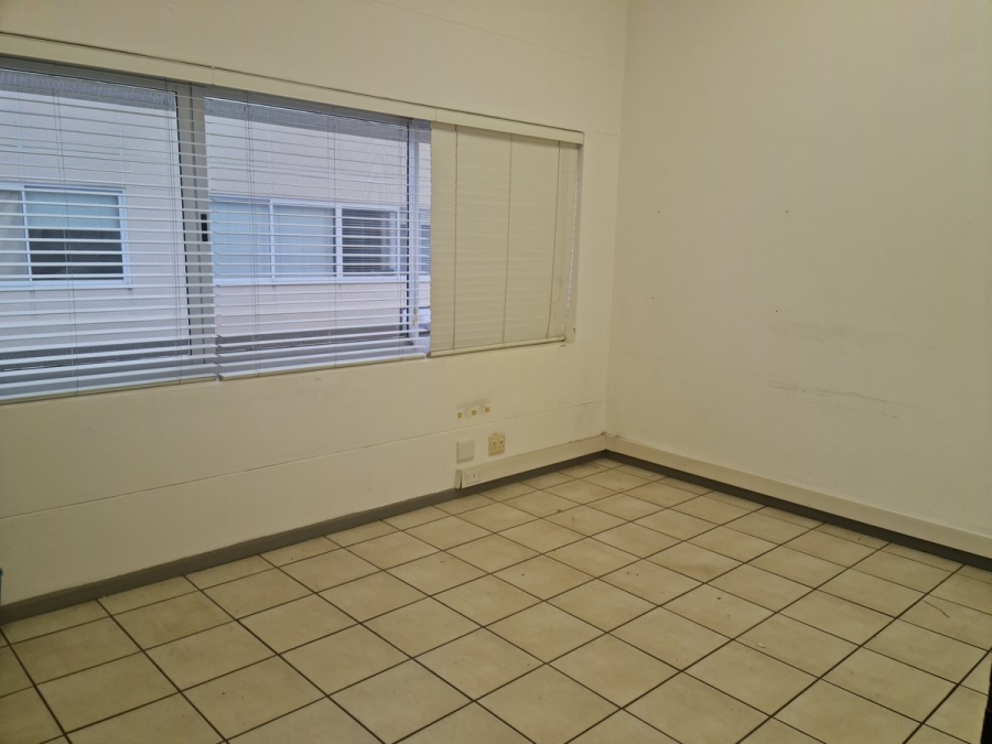 To Let commercial Property for Rent in Asla Park Western Cape